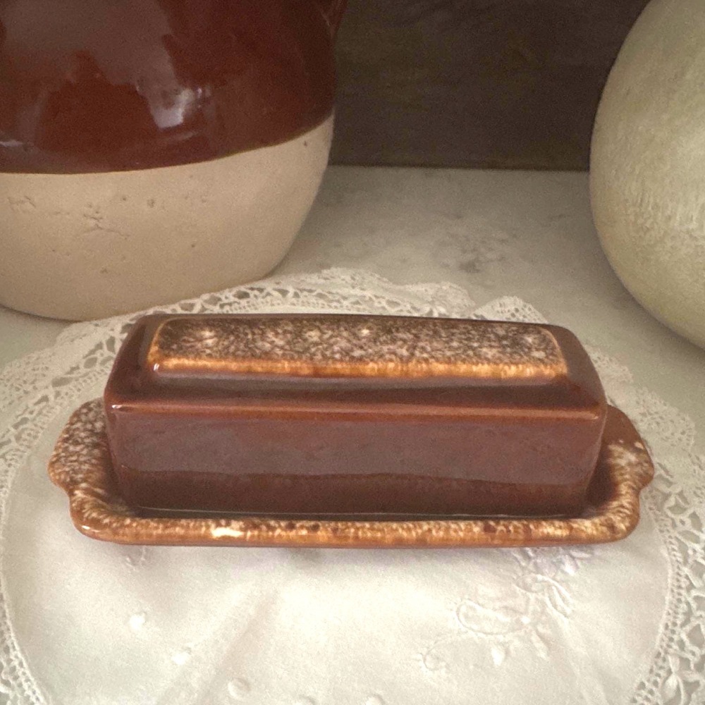 Vintage Hull Pottery Mirror Brown Drip Glaze Butter Dish Lid Oven Proof USA